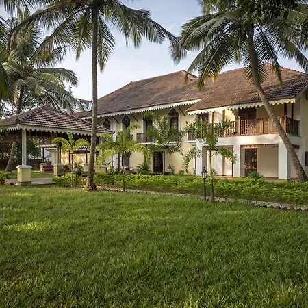 Hotel The Postcard Cuelim